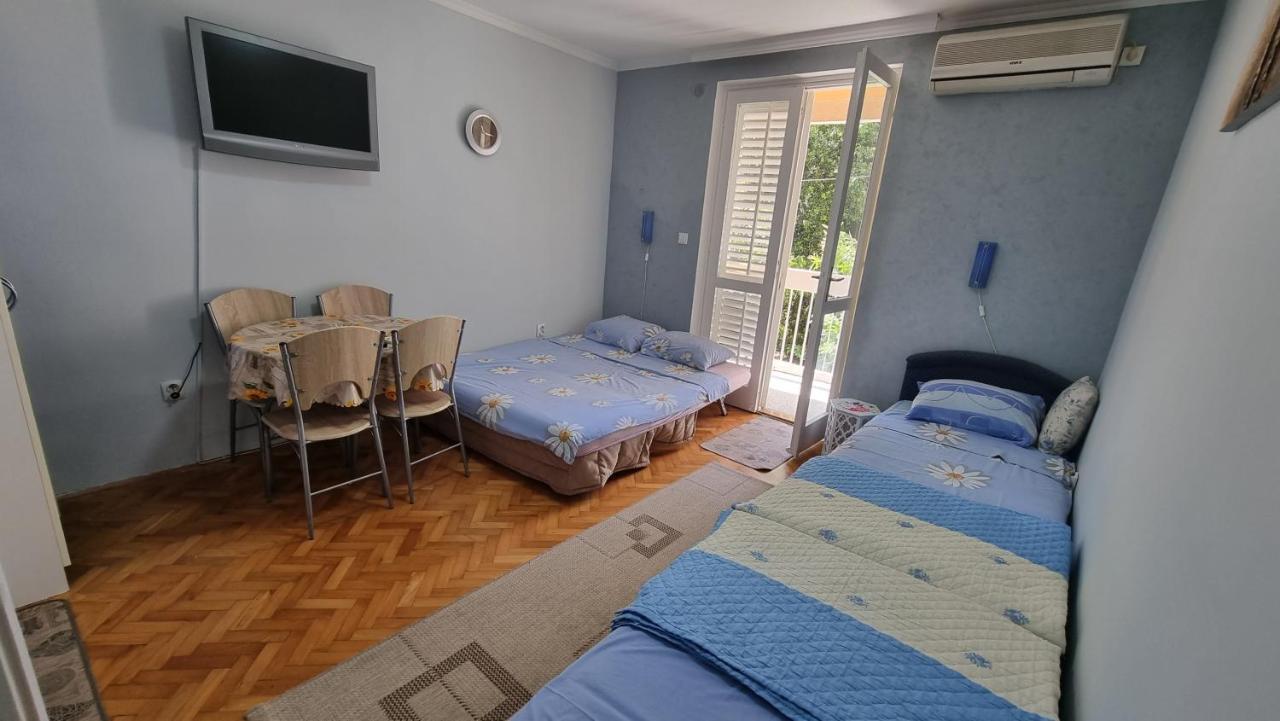 Apartment Savina Херцег-Новий Екстер'єр фото