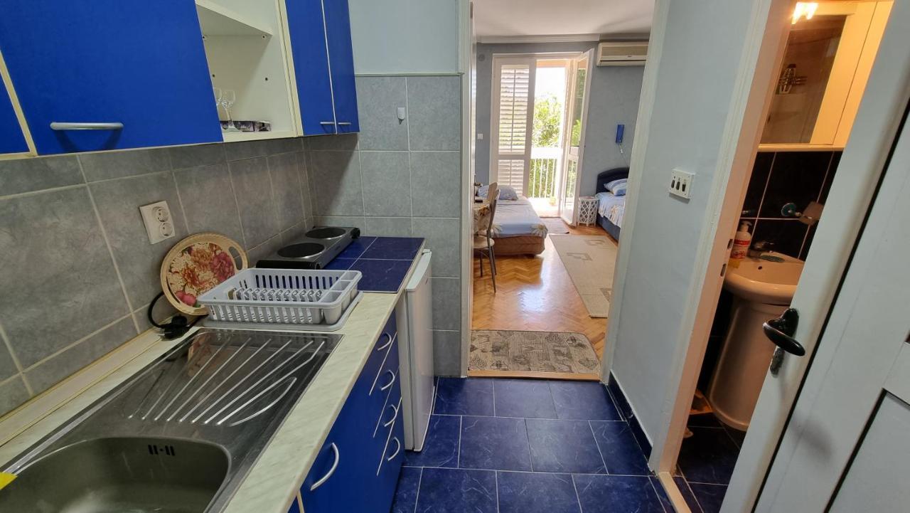 Apartment Savina Херцег-Новий Екстер'єр фото
